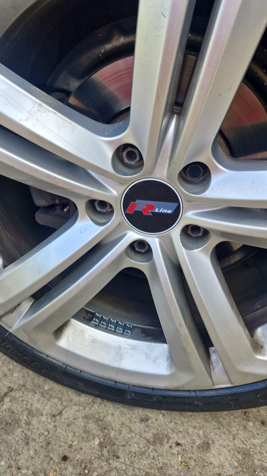 Set Capace Jante R Line – Fixe (65mm / 56mm)